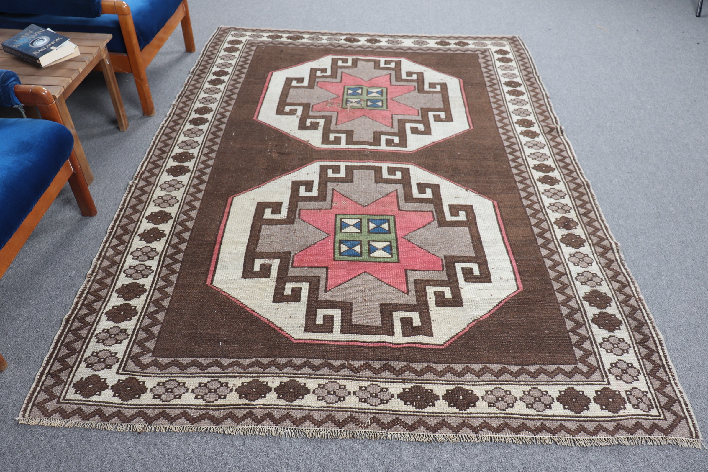 5,7×7,7 ft Vintage Rug, Brown Ikat Turkish Wool Rug