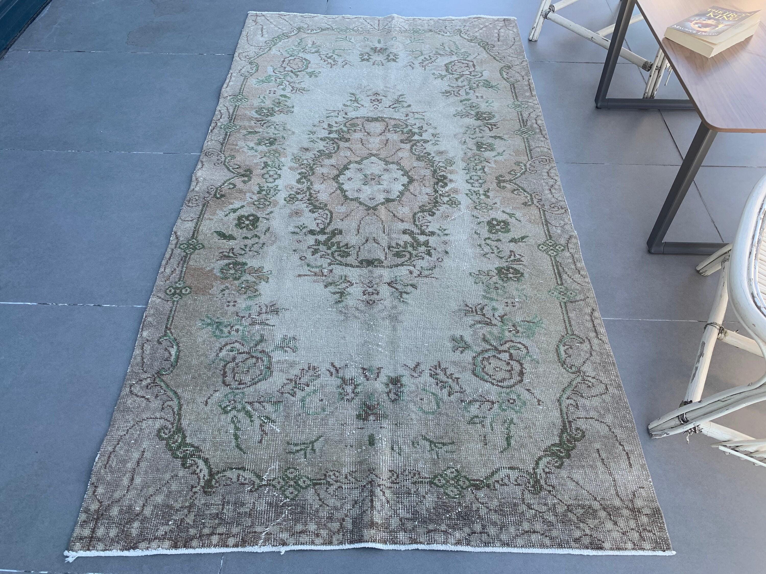 Vintage Area Rug 3,6×6,8 ft, Green Gray Floral Rug Wool